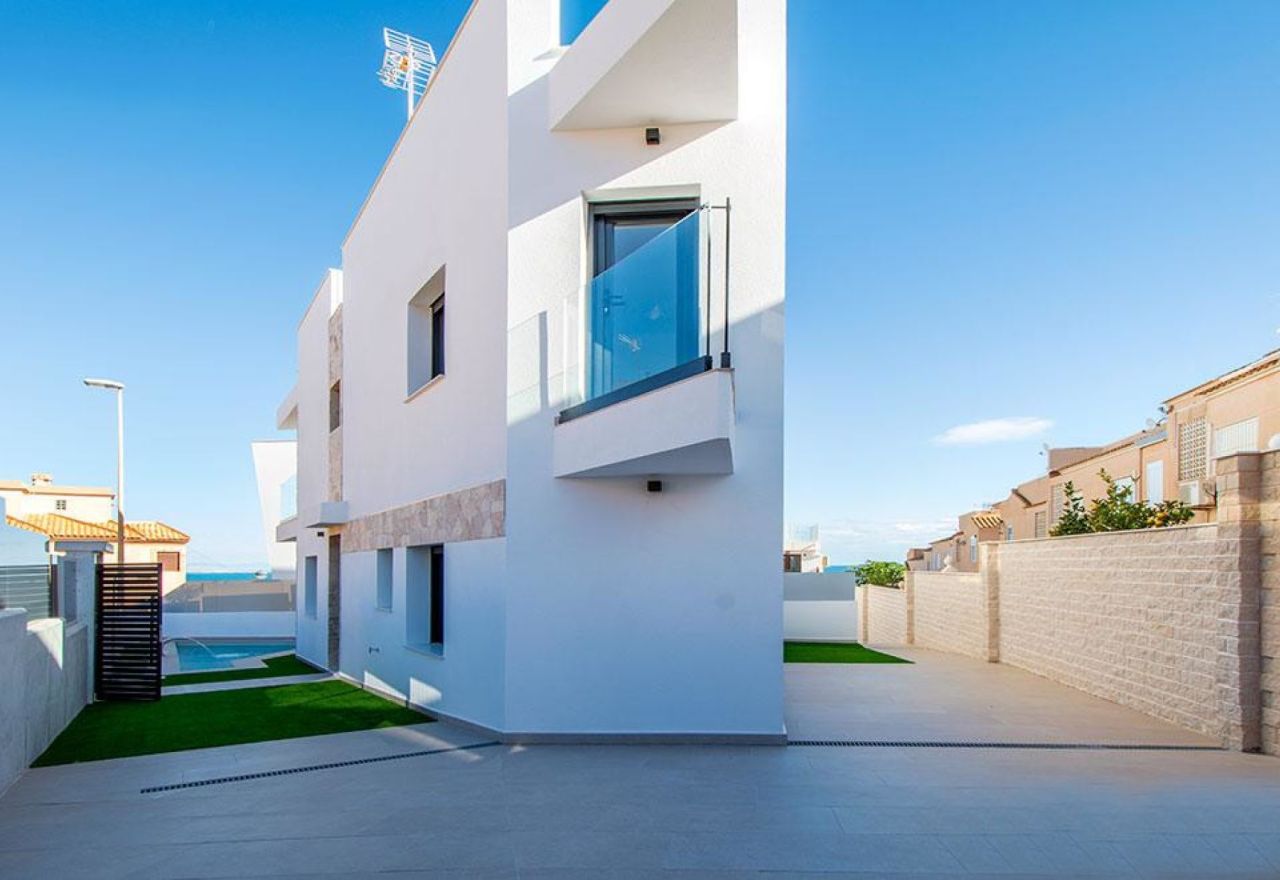 VILLA MODERNA CON VISTA SUL MARE A LA MATA 