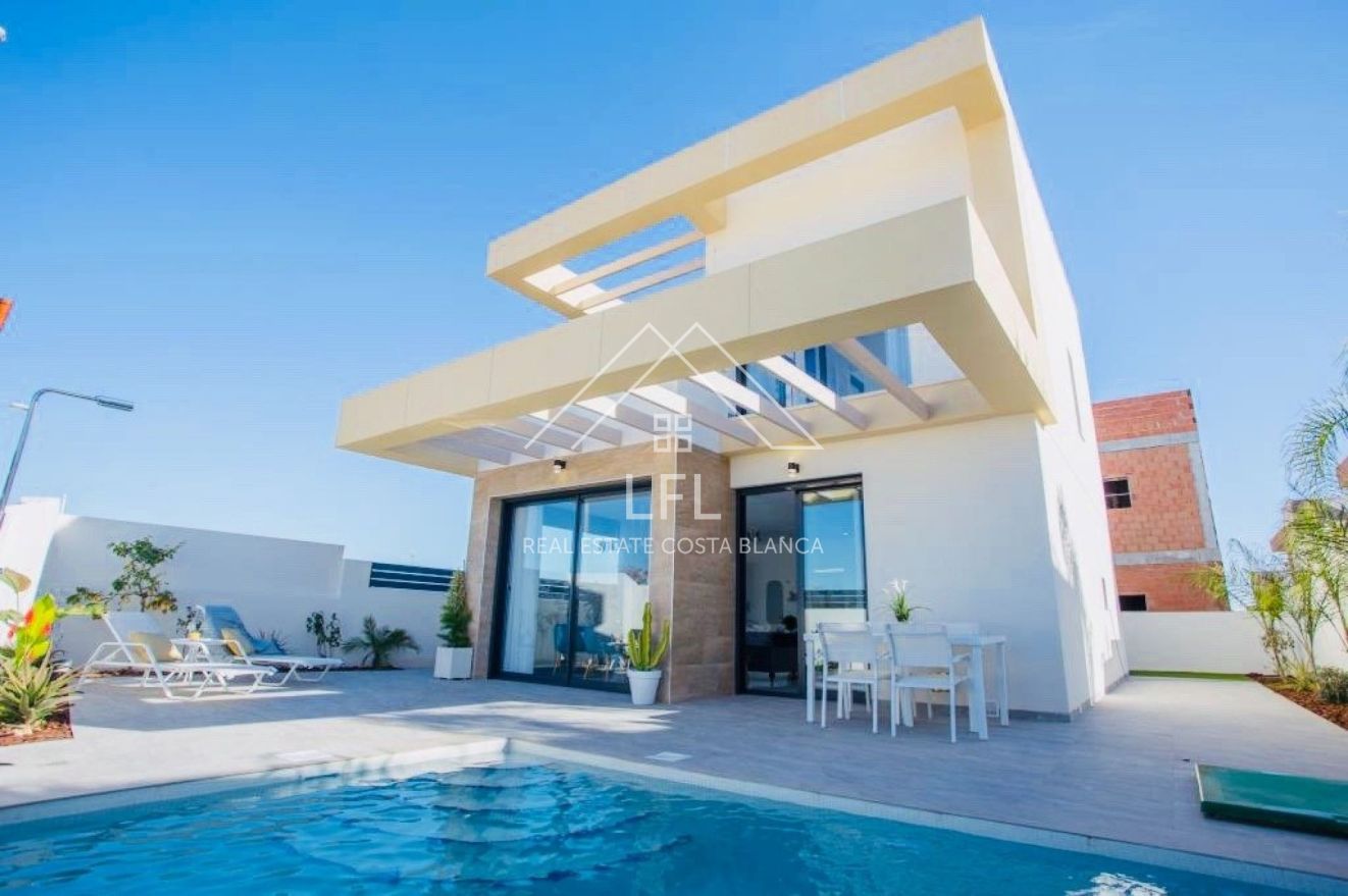 VILLA CON SPLENDIDA VISTA A LOS MONTESINOS, 3 CAMERE DA LETTO