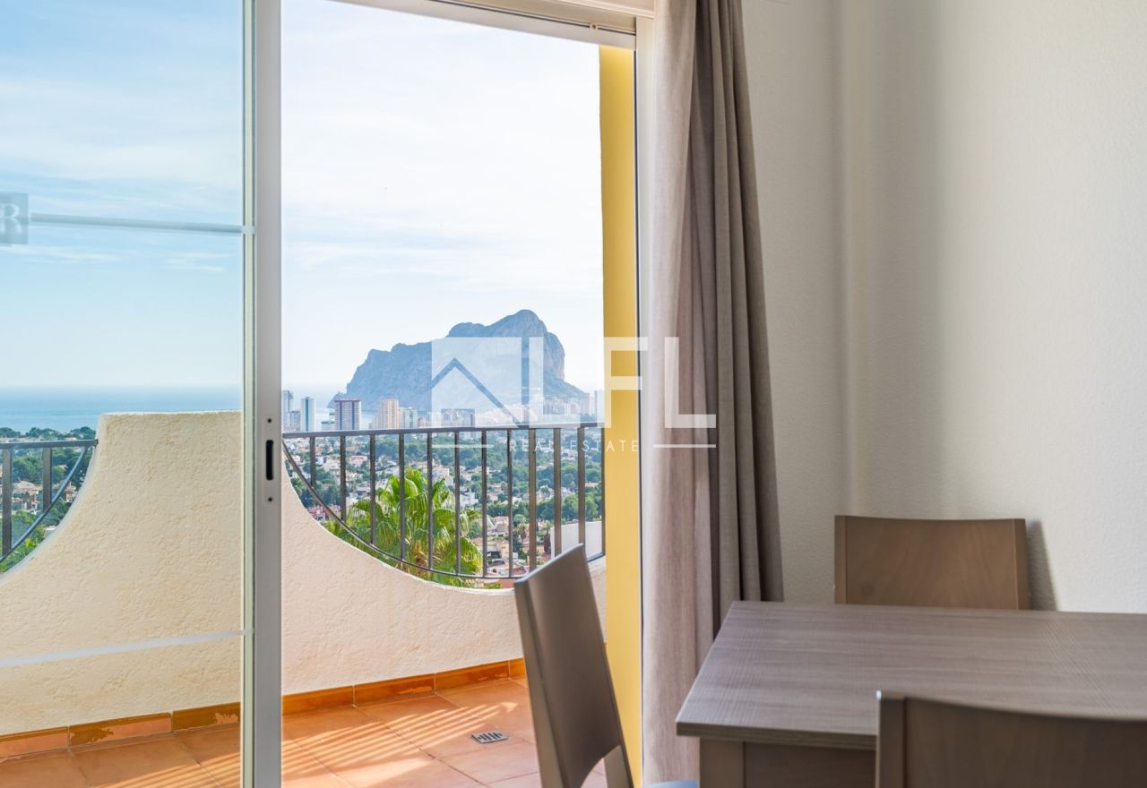 BUNGALOW CON 1 CAMERA DA LETTO, CON SPLENDIDA VISTA PANORAMICA SUL MARE, CALPE 