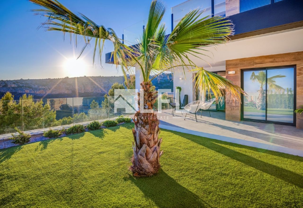 MODERN NEW BUILD APARTMENT WITH 2 BEDROOMS IN CUMBRE DEL SOL, BENITACHELL