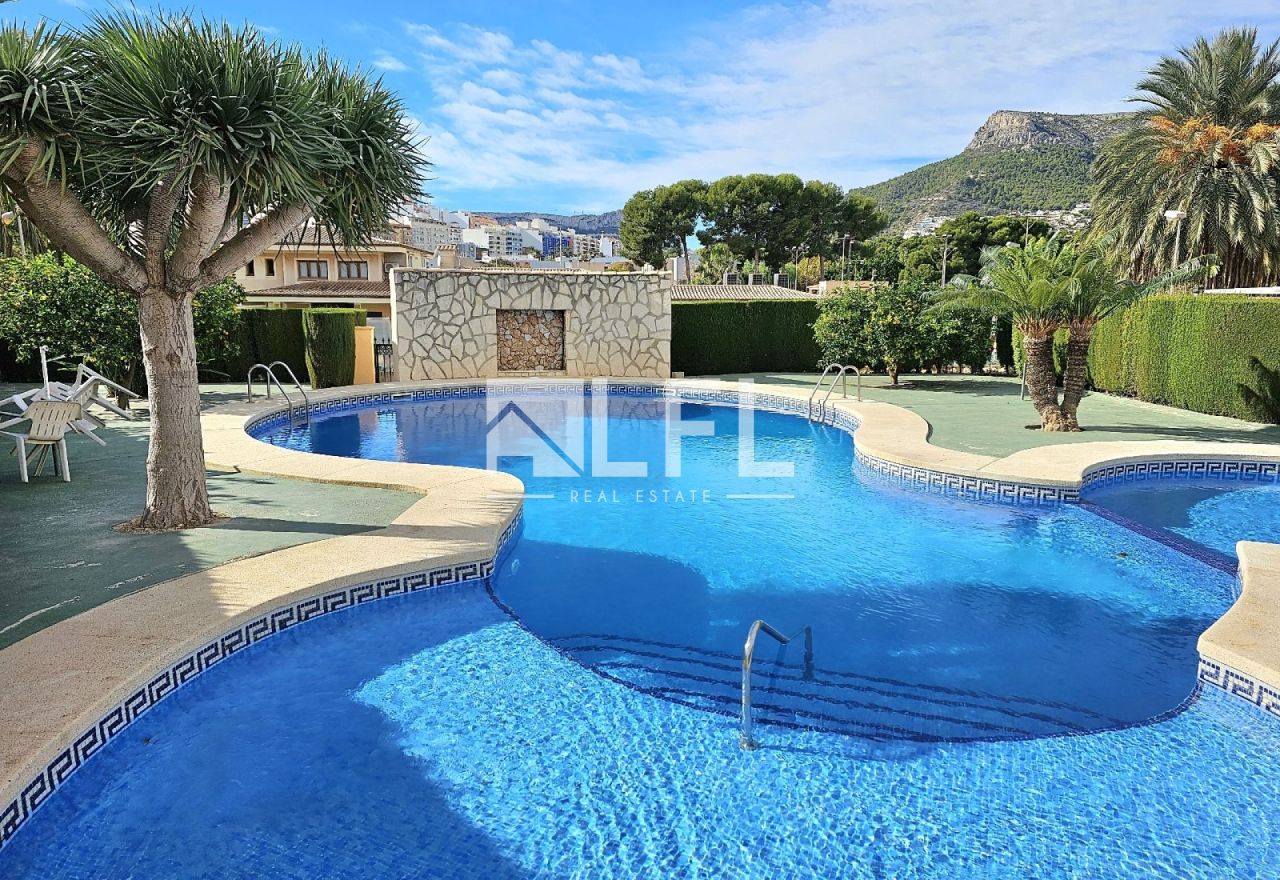 FANTASTICO BUNGALOW INDIPENDENTE IN STILE MEDITERRANEO IN CALPE 