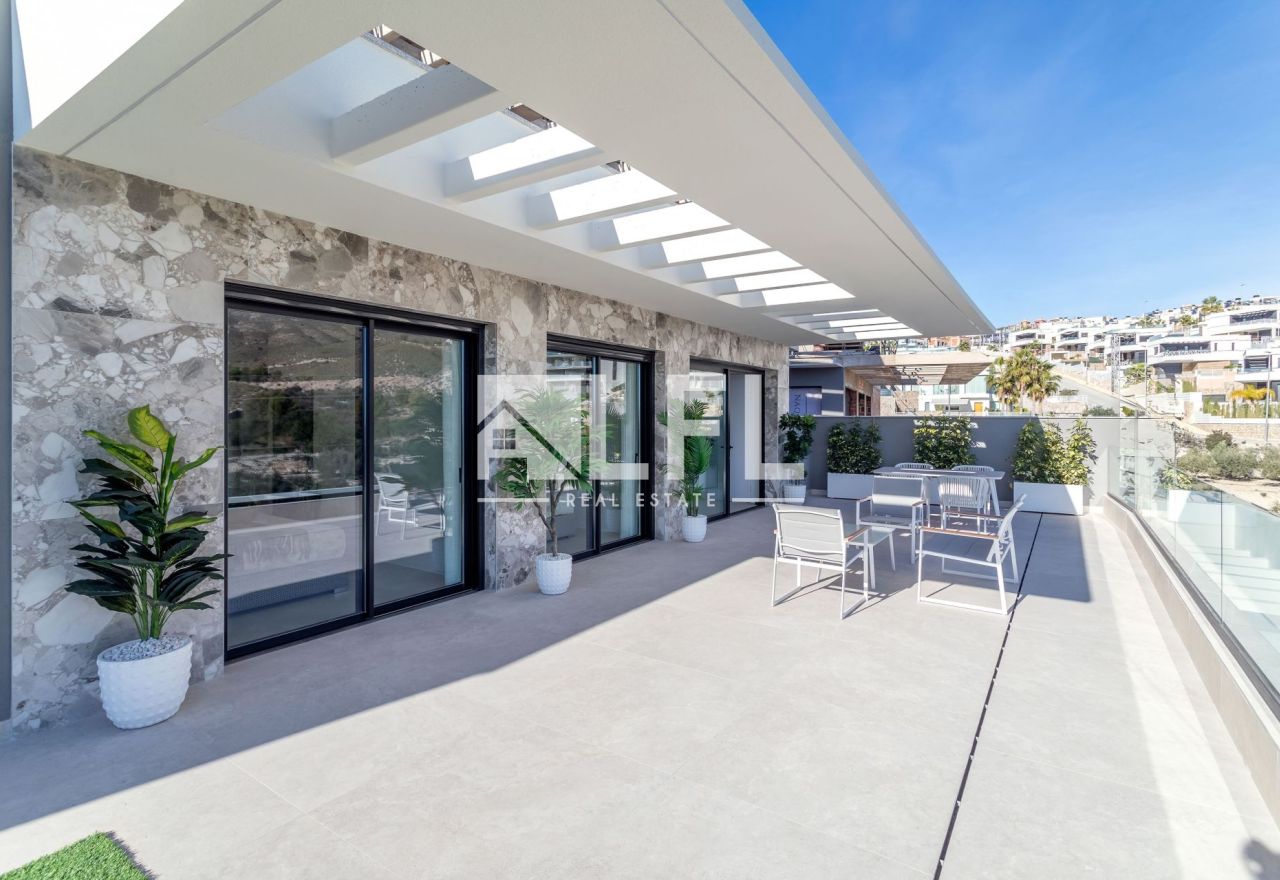BUNGALOW MIT AUFS MEER IN FINESTRAT-BENIDORM