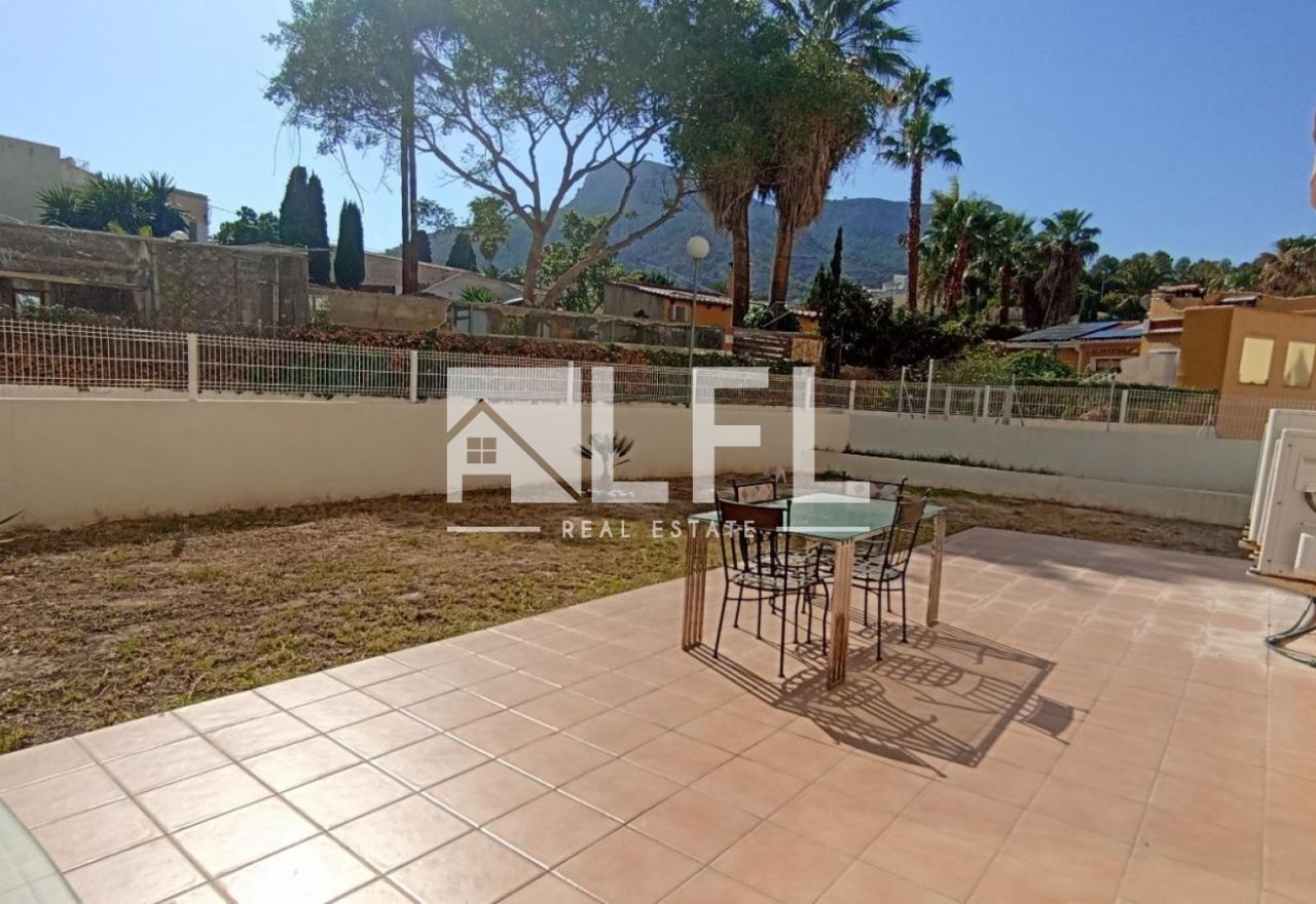 SPAZIOSO DUPLEX A LA MANZANERA CON GIARDINO PRIVATO