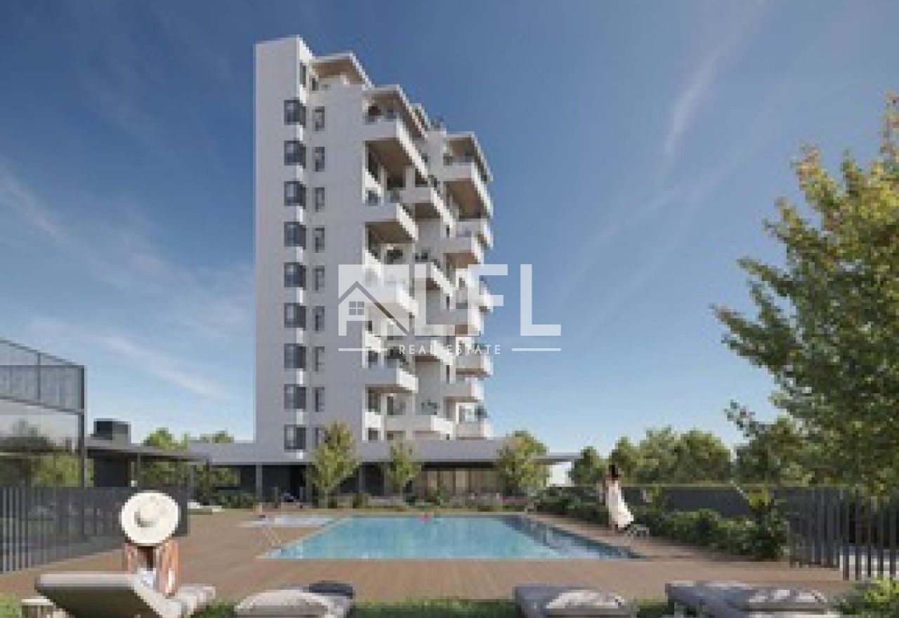MODERNE UND HELLE WOHNUNG IN RUHIGER LAGE VON CALPE 