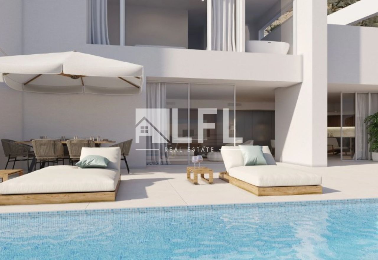 SPEKTAKULÄRE VILLA AUF 4 ETAGEN IN ALTEA MIT BEEINDRUCKENDEM MEERBLICK