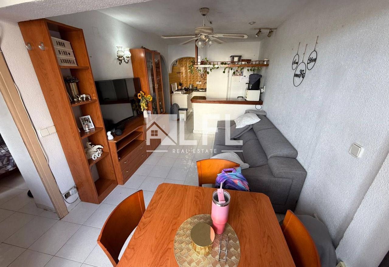 COZY APARTMENT IN THE HEART OF CALPE – MOVE-IN READY