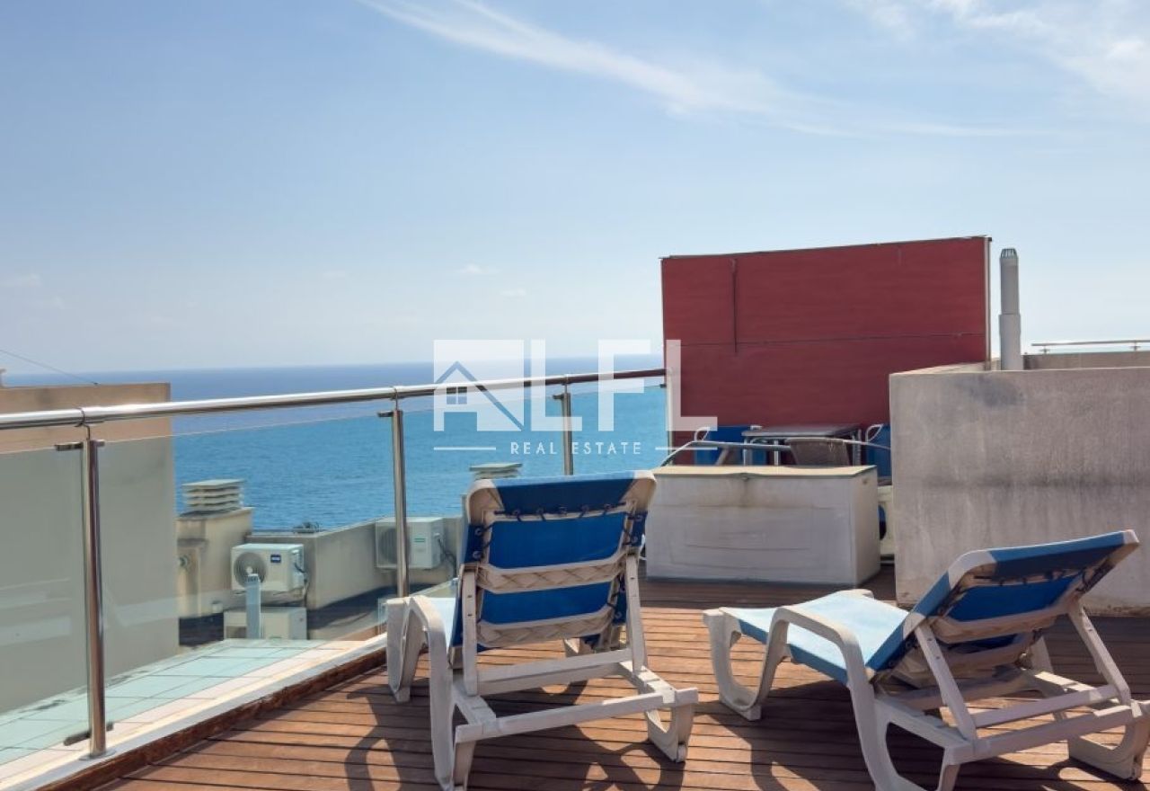 EXKLUSIVES PENTHOUSE IN CALPE  MIT SPEKTAKULÄREM MEERBLICK 