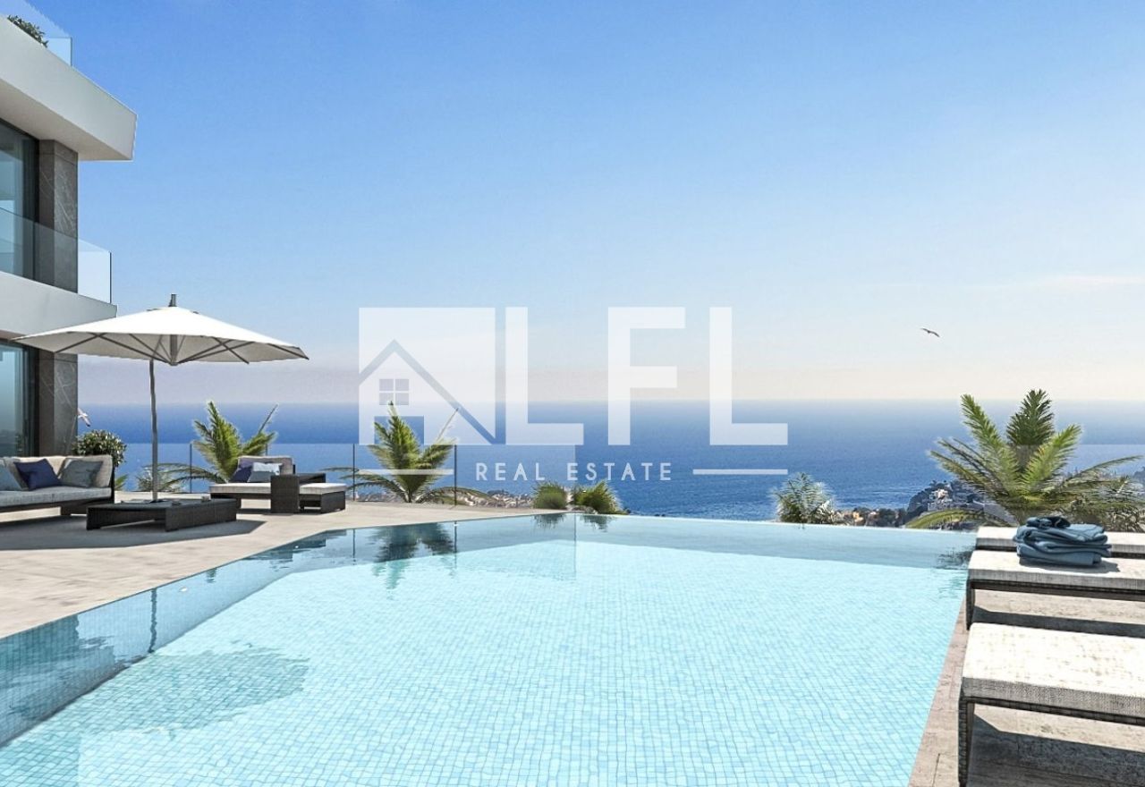 LUXURY VILLA WITH PANORAMIC VIEWS OVER THE BAY OF CALPE – LES CUCARRES