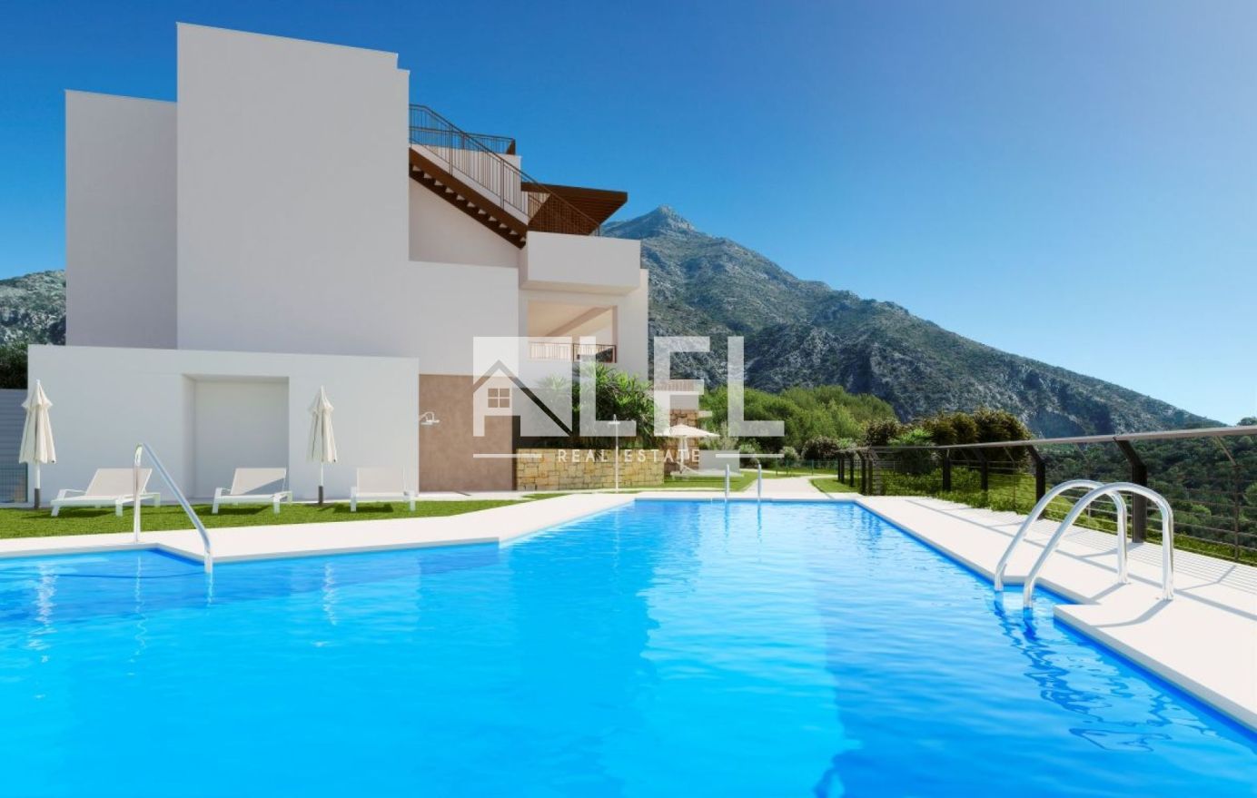 APARTAMENTOS Y ATICOS DE LUJO CON VISTAS PANORÁMICAS EN ISTAN 