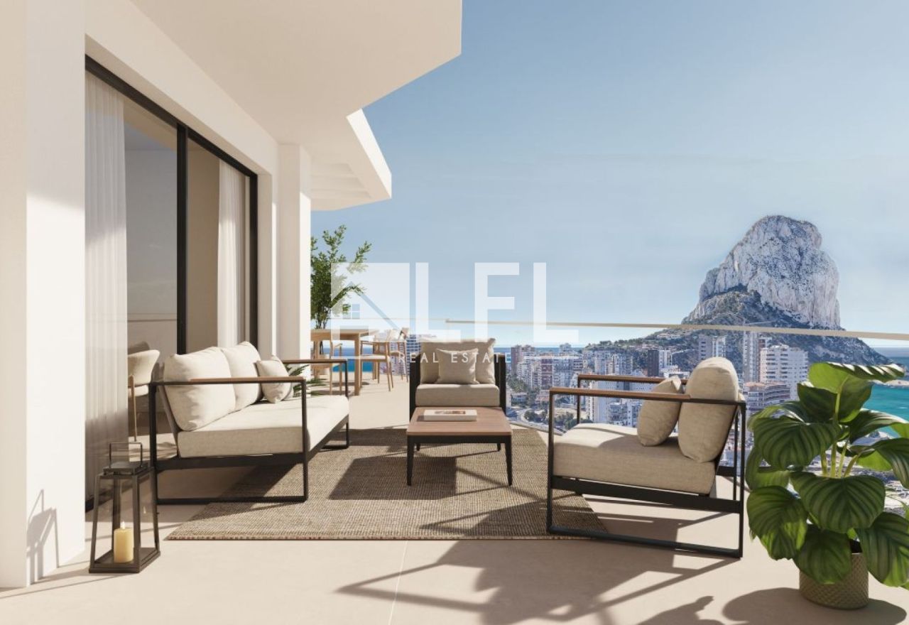 EXCLUSIVO APARTAMENTO CON VISTAS AL MAR Y A LAS SALINAS EN CALPE