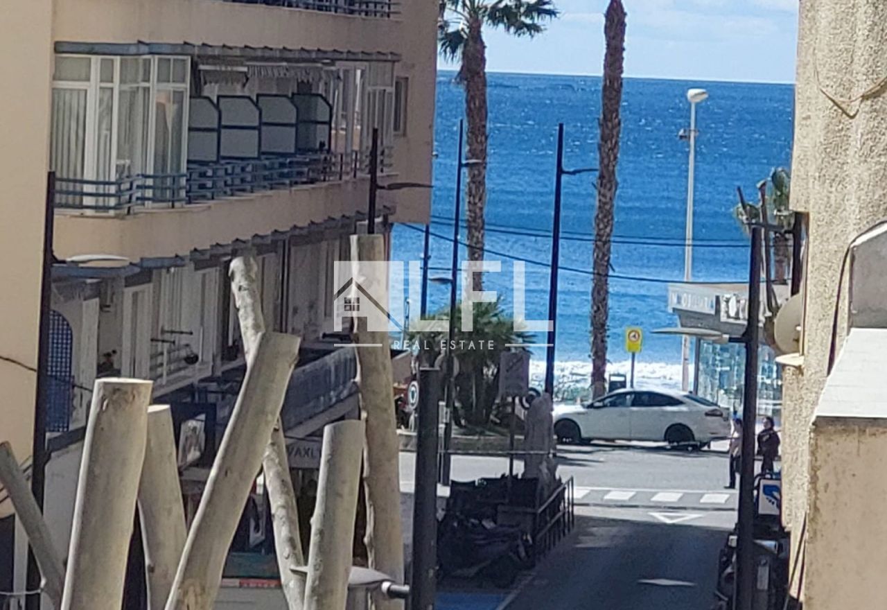 WOHNUNG MIT SEITLICHEM MEERBLICK – CALPE
