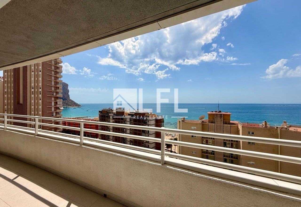 APARTMENT WITH SPECTACULAR SEA VIEWS AND VIEWS OF THE PEÑÓN DE IFACH