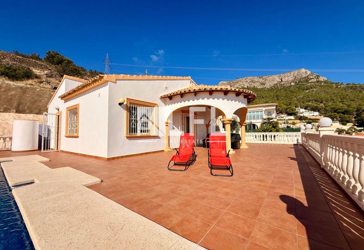 MEDITERRANEAN VILLA WITH PANORAMIC SEA AND PEÑÓN DE IFACH VIEWS