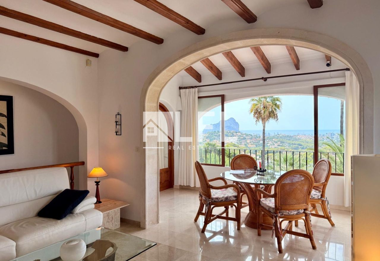 CHALET EXCLUSIVO CON ESPECTACULARES VISTAS PANORÁMICAS